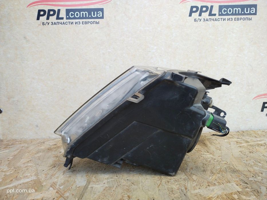 Ford Fusion 2002-2005 Фара передняя левая