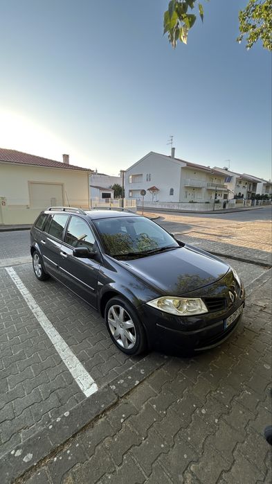Renault Megane carrinha • 1.5 dci • muito bem estimada