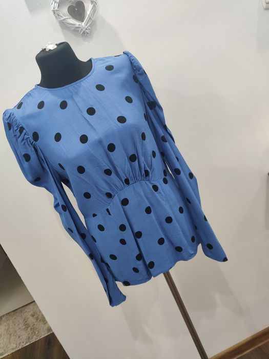 Niebieska bluzka nowa.