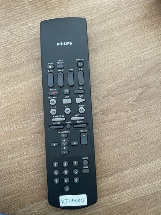 Comando Philips RT 144/513