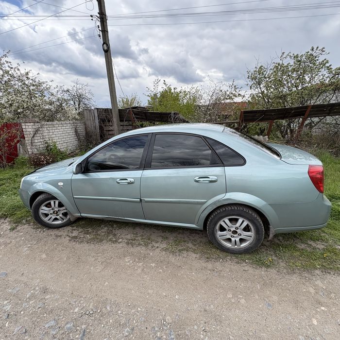 Chevrolet Lacetti 1.8 - автомат