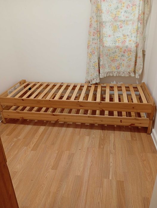 Cama auxiliar encaixada