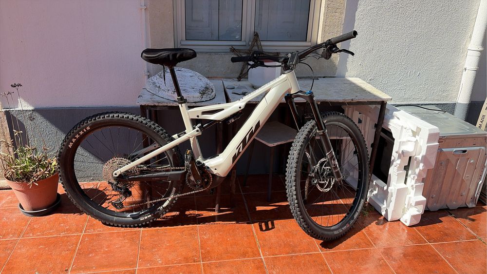 Bicicleta KTM 7972 E-Bike