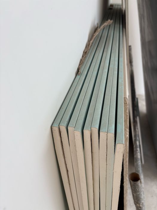 Płyty GK wodoodporne – resztki po budowie, tanio