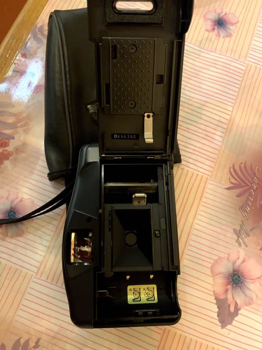 Фотоапарат BF - 100