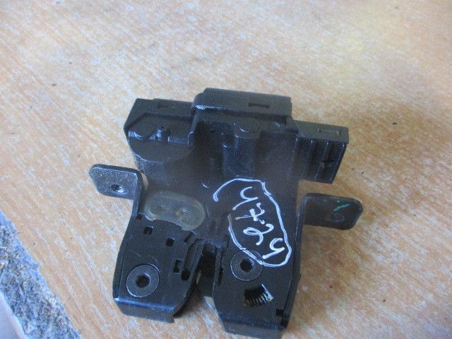 Fechadura / fecho da mala RENAULT Laguna III (BT0/1)
