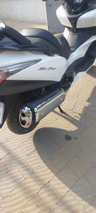 Honda Silwer Wing 400