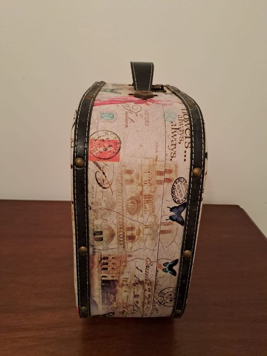 Mala/baú em couro vintage