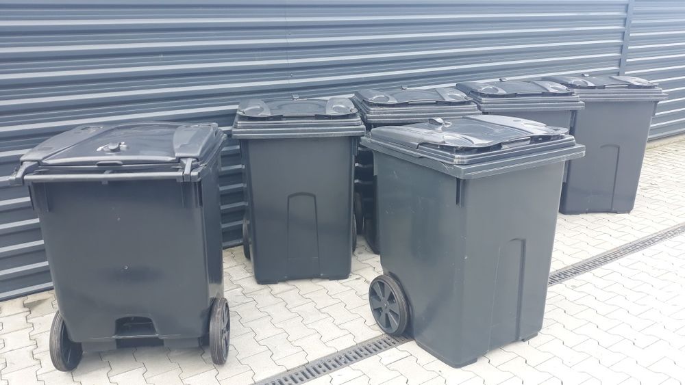 Kosz na śmieci 370L pojemnik na odpady kontener 240
