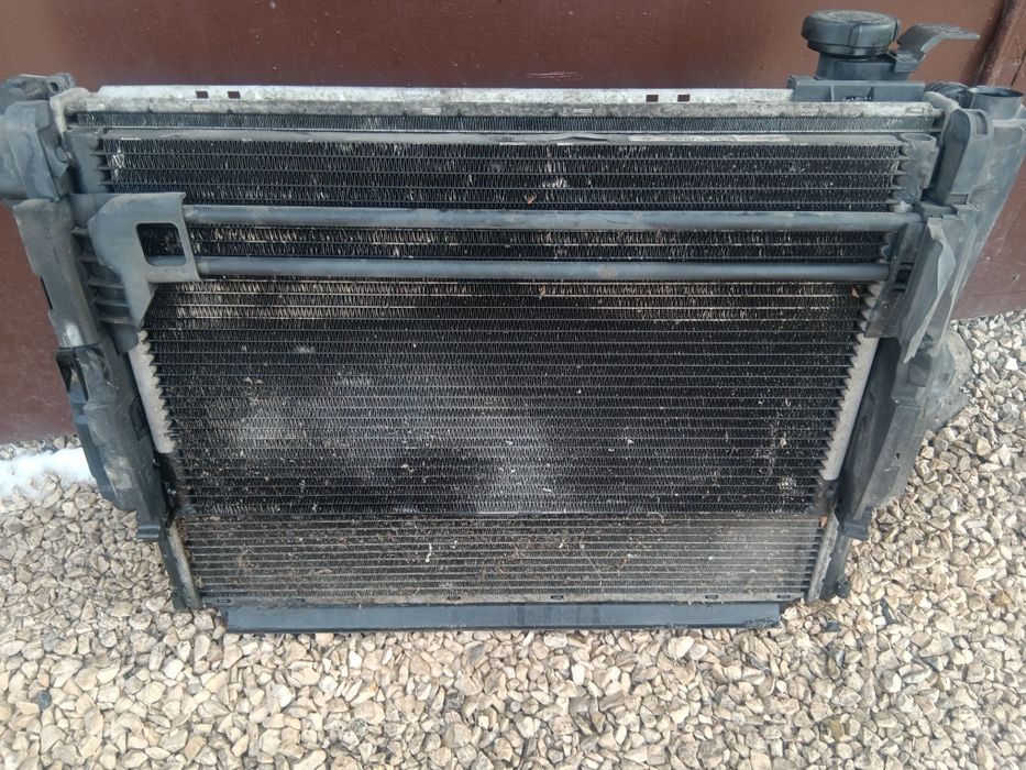 Chlodnica wody bmw e46