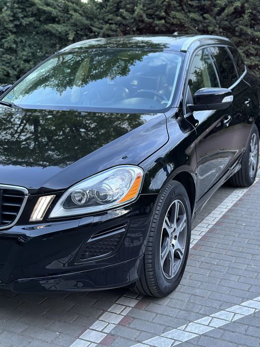 Volvo xc 60. 2,4 d5 AWD automat