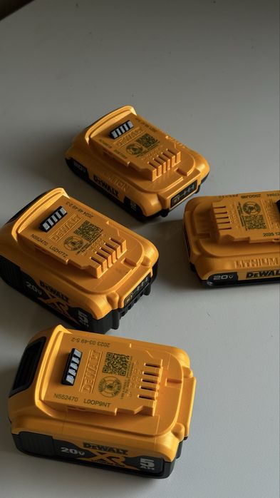 Акумулятор DEWALT 100% орігінал нові