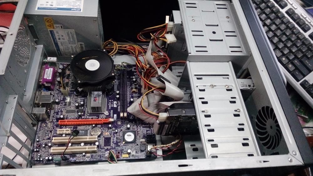 Продам системный блок (ПК) 2-ядерный