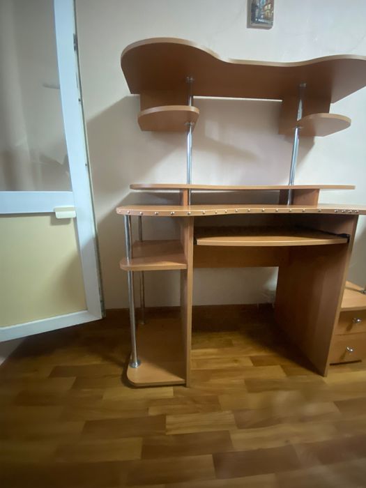 Компьютерний, робочий стіл