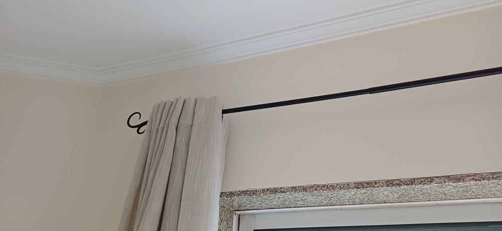 Varão para cortinas