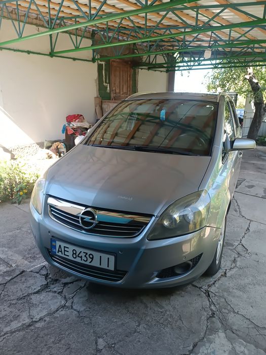 Продам Опел Зафира 2008 год 1.7 диз