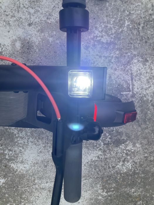 Електросамокат xiaomi