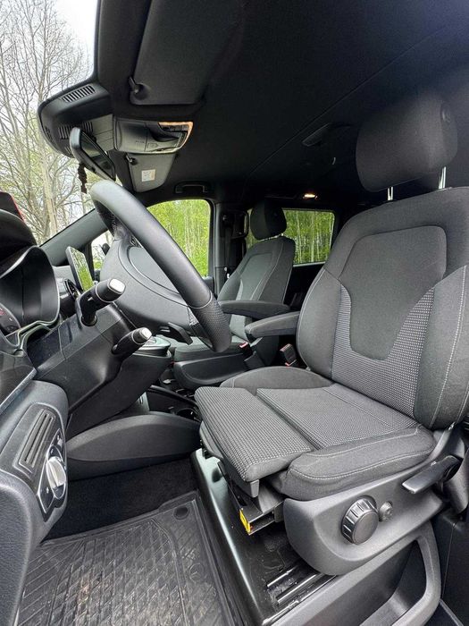 Wynajem Bus Osobowy Klasy VIP Mercedes V KLASA Extran Long Długi