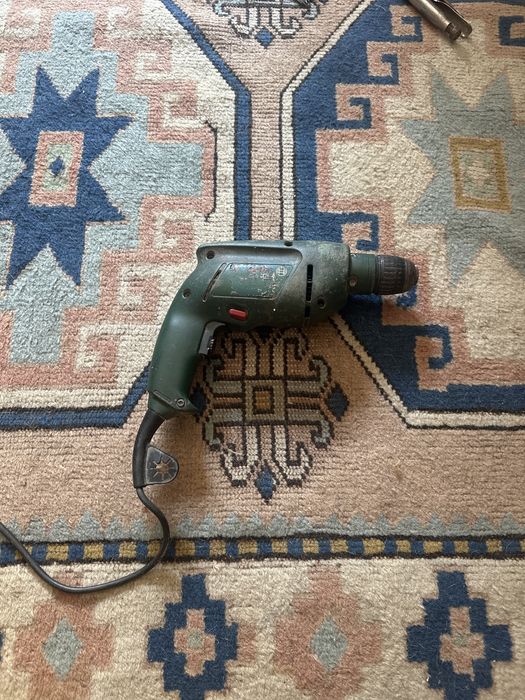 Bosch PSB 570 RE a funcionar prefeitamente