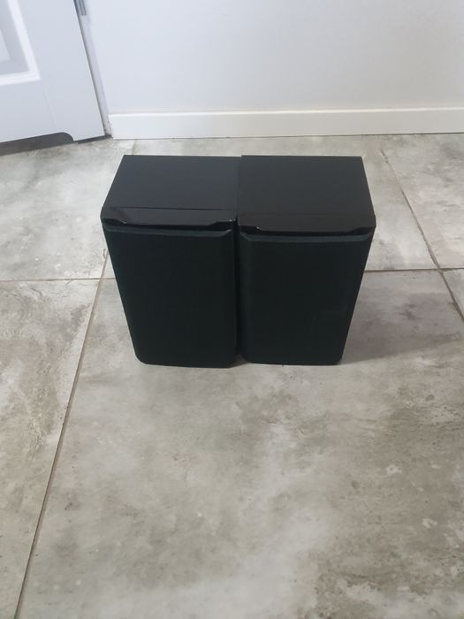 Zestaw  głośników  4 ohms