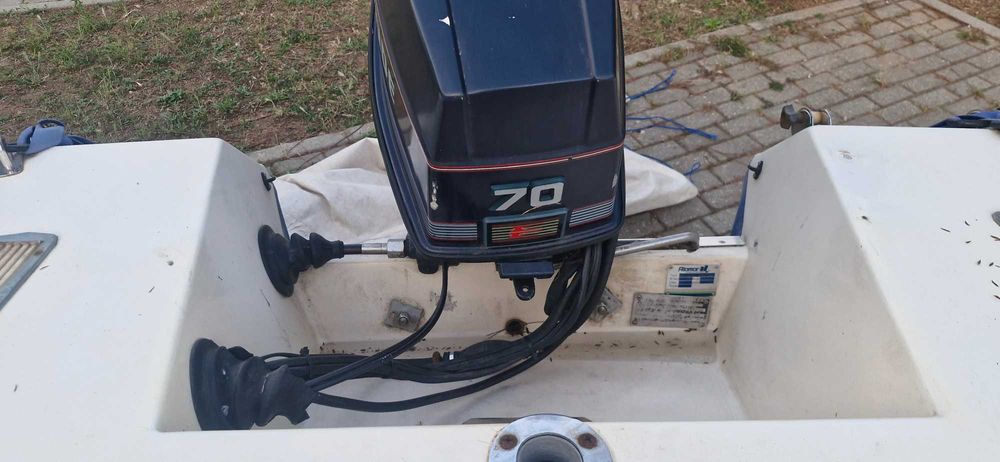 Barco riamar 4.80 gls motor 70 cavalos 2 tempos