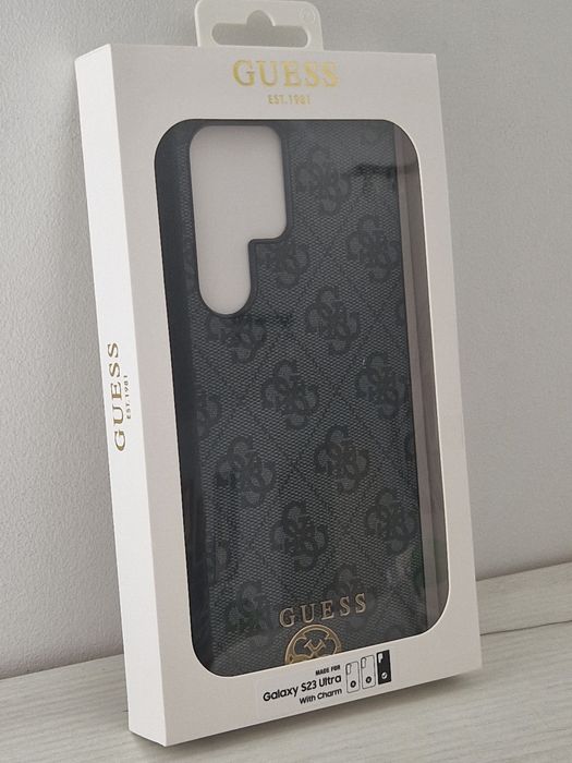 Oryginalne Etui GUESS hardcase 4G Charms Collection Samsung S23 Ultra