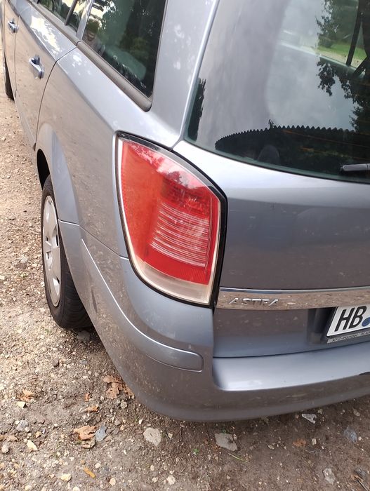 Zderzak tył opel astra h
