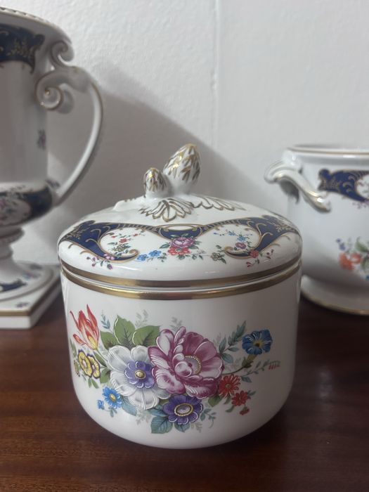 Conjunto 3 Peças em Porcelana Antiga ARTIBUS (Aveiro) - Pintadas à Mão