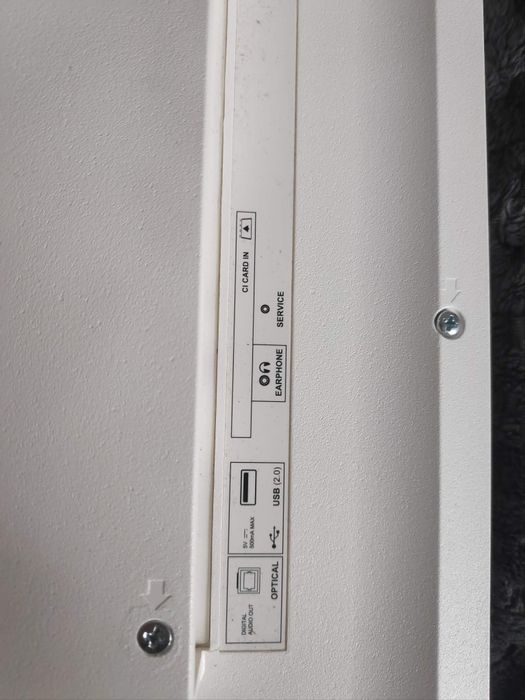 Telewizor TV LCD Sharp  24 cale, z pilotem.