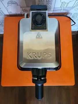 Máquina Krups FDD95D Gaufres Waffle Maker