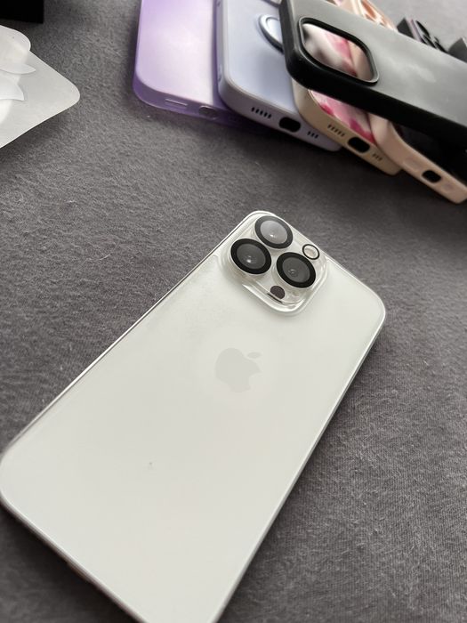 Apple iphone 13 pro biały silver 128gb stan idealny Nie(12,14,15,16)