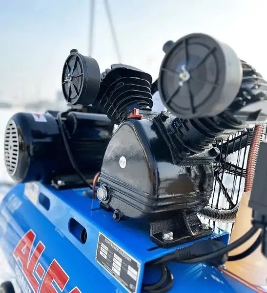 Акція! Масляний компресор 2.3кВт 100Л 420 Л/ХВ Компрессор масляный