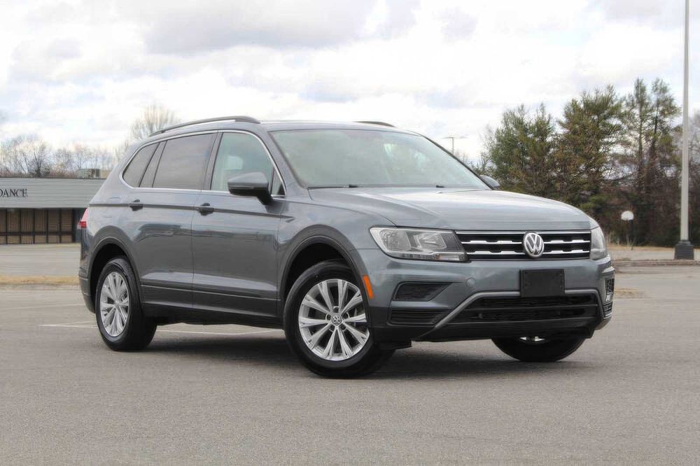 Volkswagen Tiguan SE      2019
