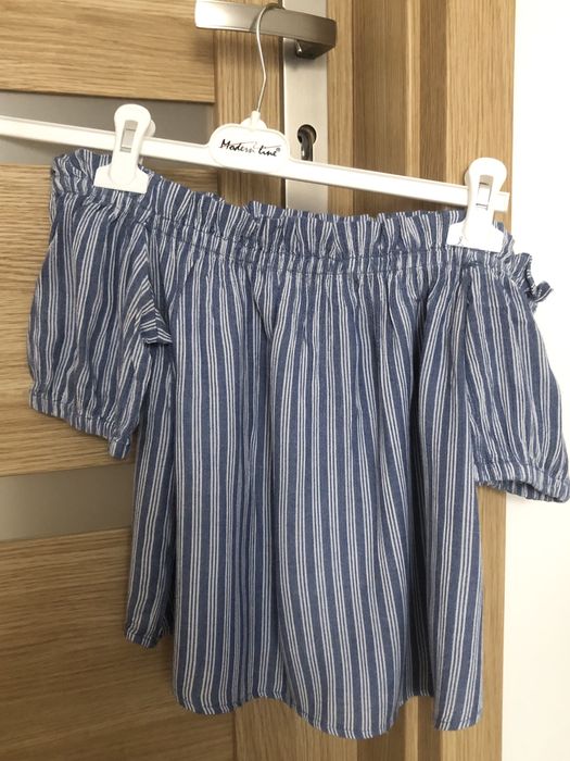 Top z krótkim rękawem Bershka S