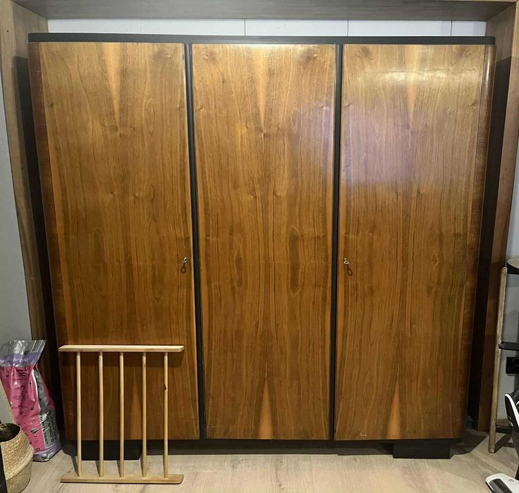 Szafa na ubrania retro / vintage drewno!