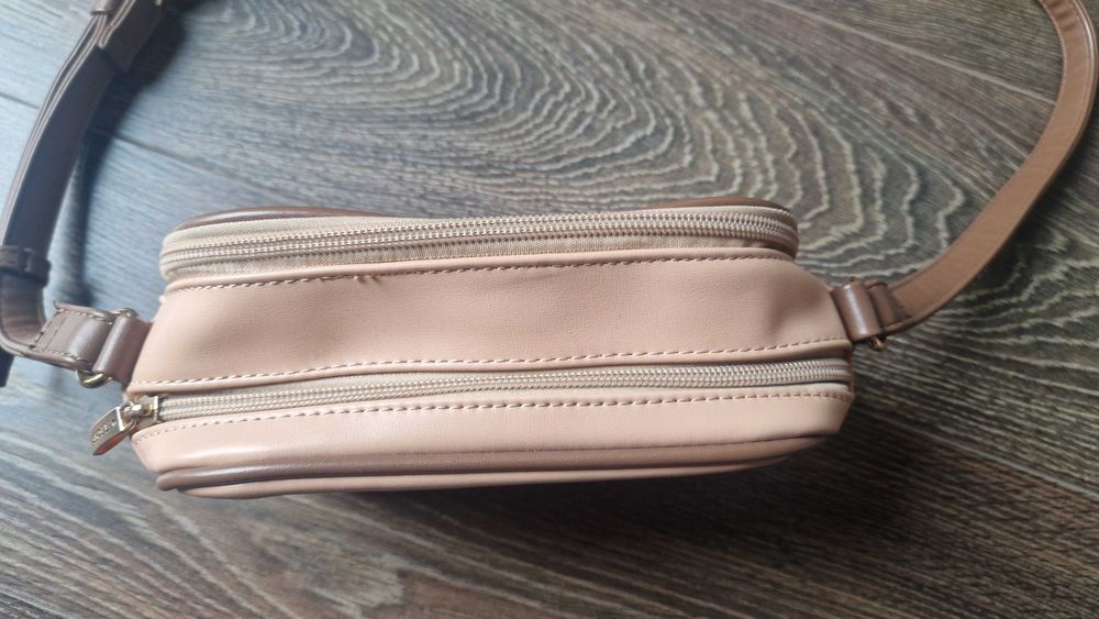 Torebka listonoszka wittchen beżowa