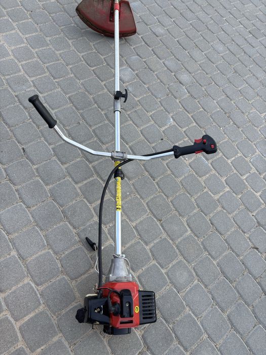 Kosiarka Lider BC330-2