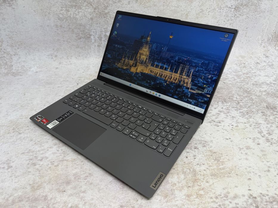 Lenovo IdeaPad 5 / Ryzen 7 4700U / 16GB RAM / SSD 512GB / FHD IPS 15.6" / W11 Pro