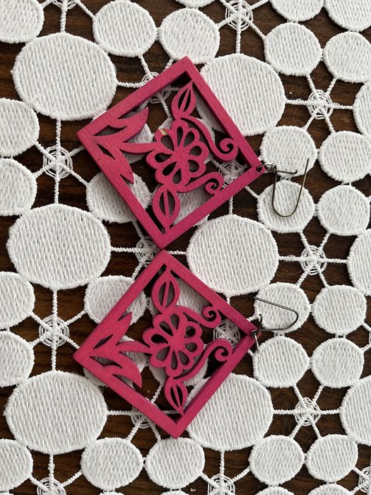 Kolczyki drewniane rozeta kwiat