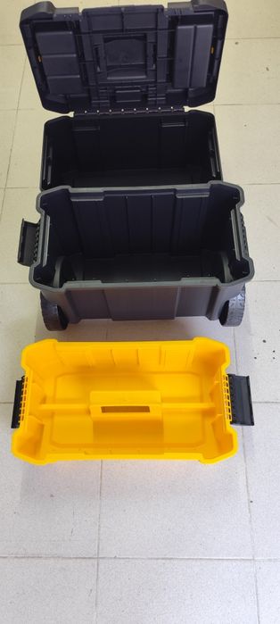 Trolley Stanley com 3 divisórias novo