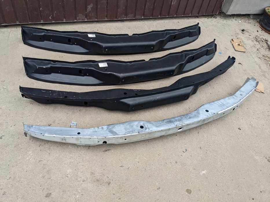 Передний Швейлер, Усилитель переднего бампера, Брус,Спринтер ,VW LT