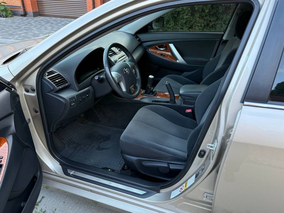 Продам Toyota Camry