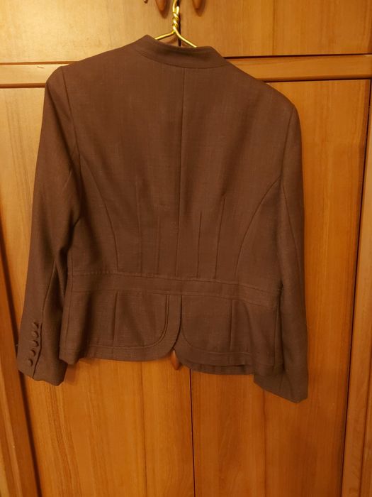 Продам 2 фірмові піджака.