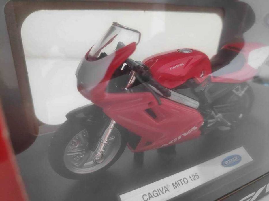 Miniatura Cagiva mito 125