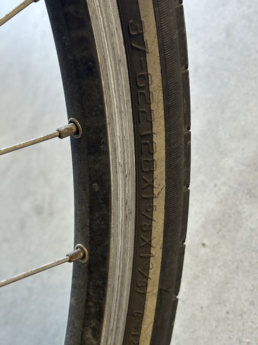 Rower meski GIANT EXPEDITION koło 28