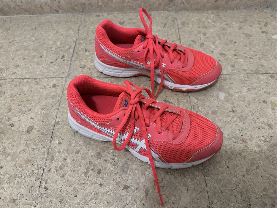 Ténis ASICS cor de rosa. Tam: 37