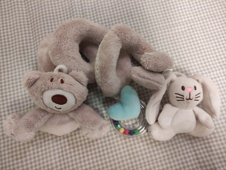 Іграшки підвіски.