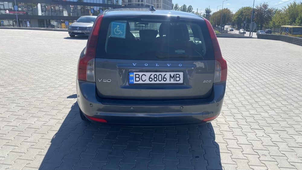 Продаю  Volvo v50