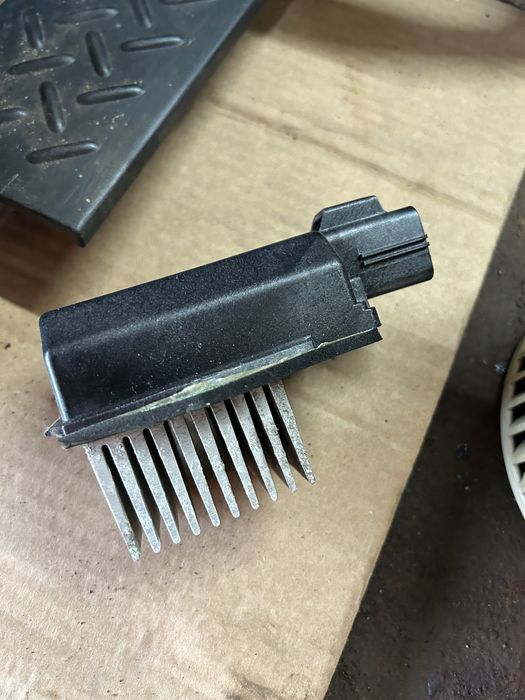 Ford f150 lincoln Mark LT opornik dmuchawy