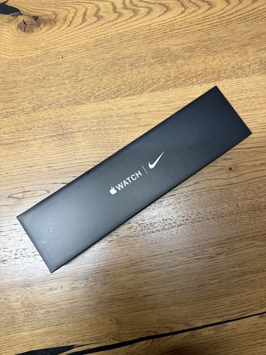 Apple Watch series 7 45 mm - Nike!
